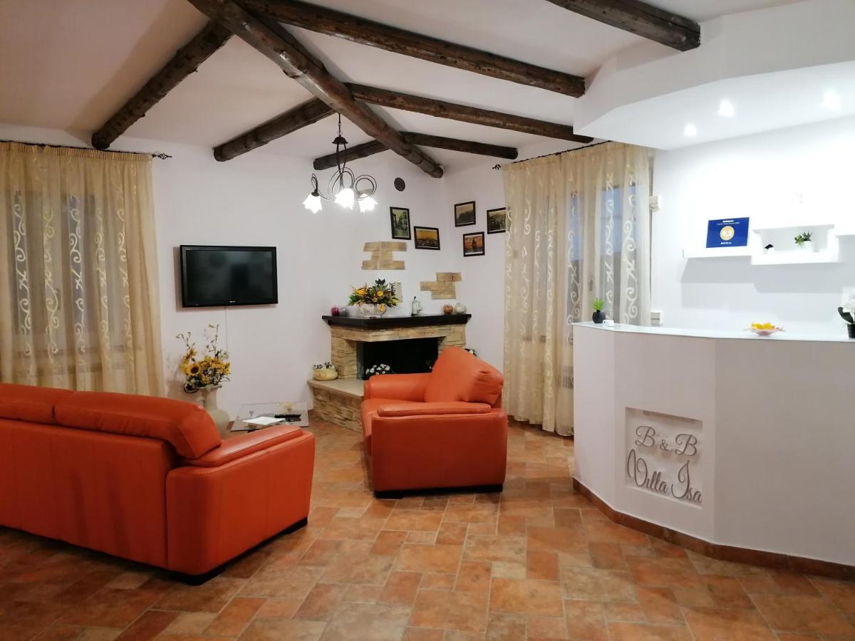 B&B Villa Isa Riaci Екстериор снимка