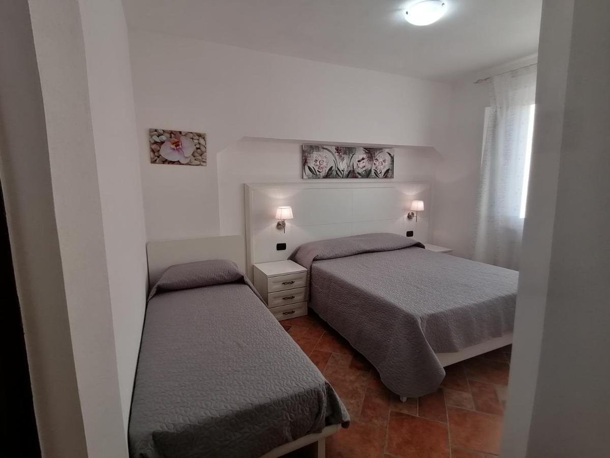 B&B Villa Isa Riaci Екстериор снимка